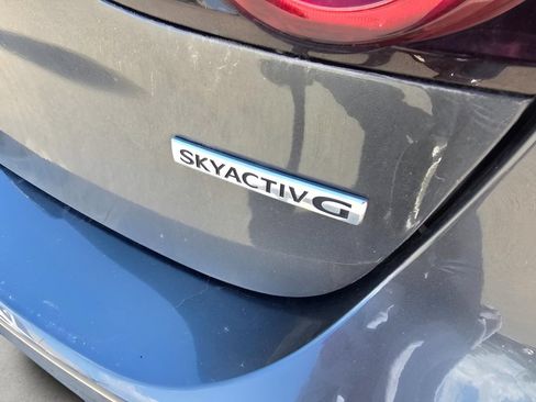 Used 2021 MAZDA MAZDA3 s FWD image 18