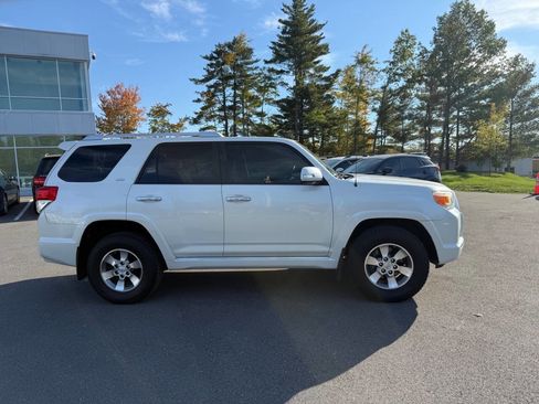 Used 2013 Toyota 4Runner SR5 image 7
