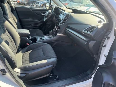 Used 2020 Subaru Forester Premium image 14