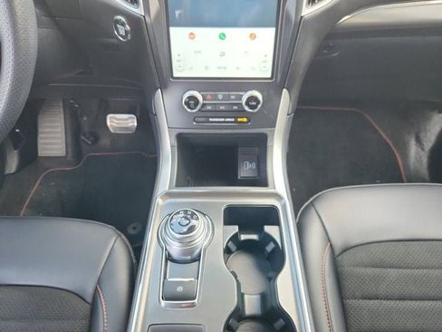 Used 2024 Ford Edge ST-Line AWD/4WD image 11