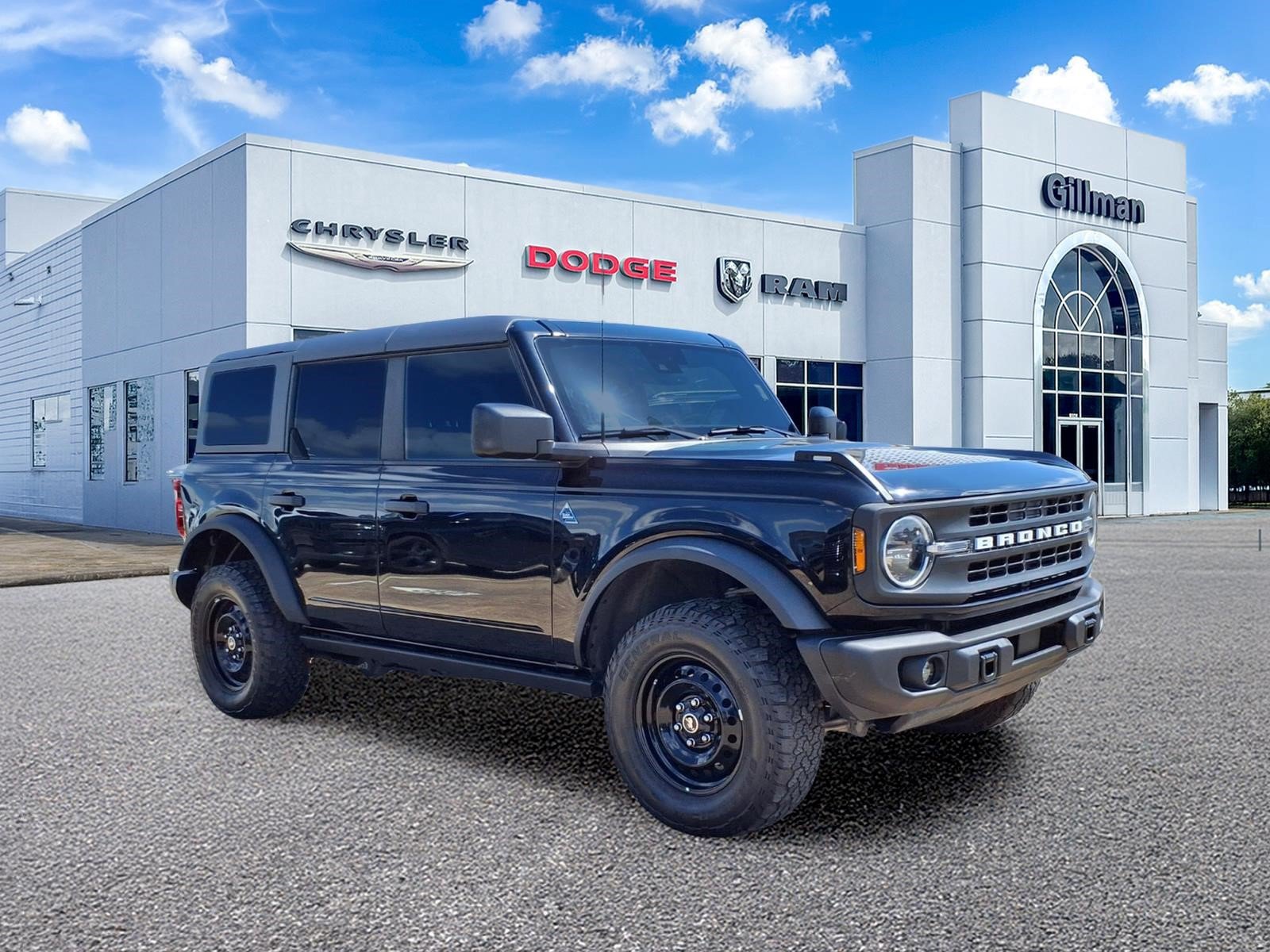Used 2023 Ford Bronco Black Diamond AWD/4WD image 1