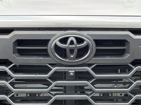 Used 2023 Toyota Tundra Limited image 47