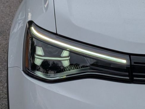 New 2026 Volkswagen Taos S image 9