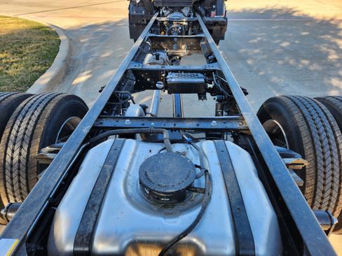 New 2024 Chevrolet Low Cab Forward 5500HG image 31