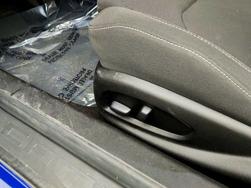 Used 2020 Chevrolet Camaro LT w/ RS Package image 12