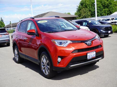 Used 2016 Toyota RAV4 Limited AWD/4WD image 1