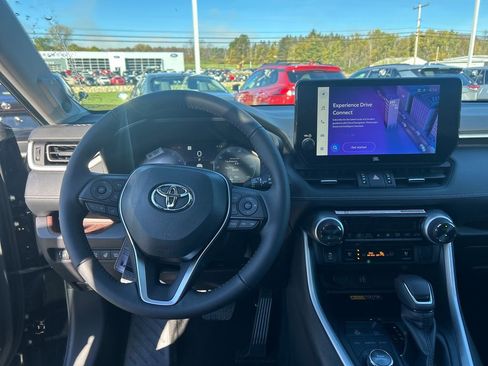 New 2025 Toyota RAV4 Limited w/ Advanced Technology Package image 21