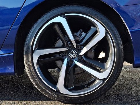Certified 2022 Honda Accord Sport image 8