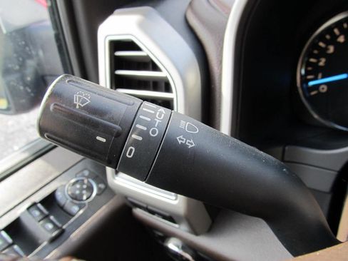 Used 2018 Ford F150 King Ranch w/ Equipment Group 601A Luxury image 59