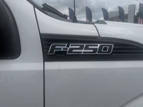 Used 2014 Ford F250 XL w/ Snow Plow Prep Package AWD/4WD image 3