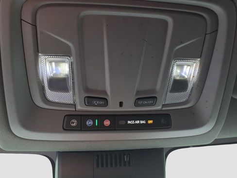 Used 2022 Chevrolet Silverado 1500 Custom Trail Boss image 25