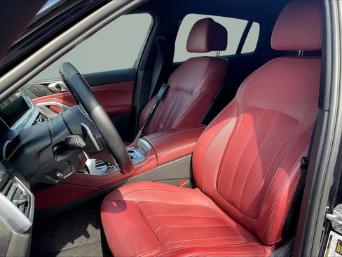 Used 2022 BMW X6 xDrive40i w/ M Sport Package image 25