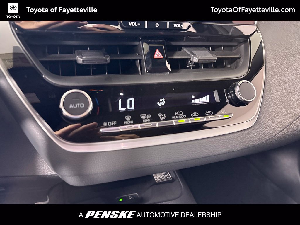 Certified 2026 Toyota Corolla SE w/ SE Package FWD image 28
