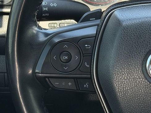 Used 2022 Toyota Camry XSE image 14