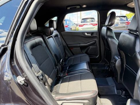 Used 2023 Ford Escape ST-Line Select w/ Tech Pack #2 AWD/4WD image 17