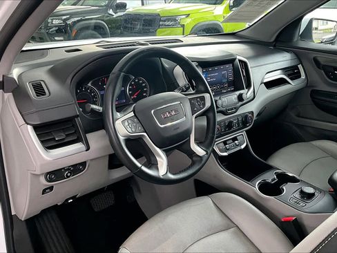Used 2023 GMC Terrain SLT image 16