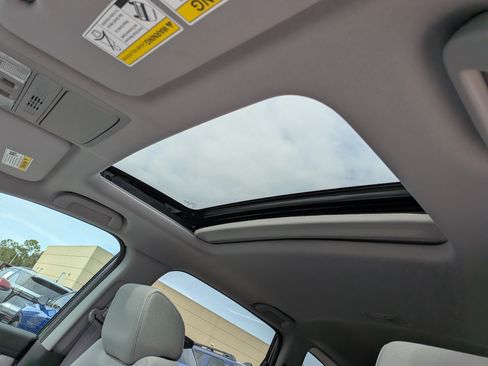 Used 2019 Honda CR-V EX image 22