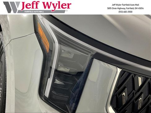 New 2026 Kia Carnival EX FWD image 8