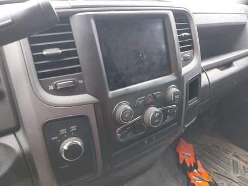 Used 2019 RAM 1500 Express w/ Wheel & Sound Group AWD/4WD image 6