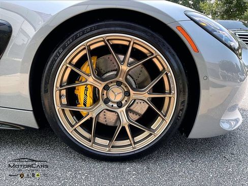 Used 2025 Mercedes-Benz AMG GT 63 image 27