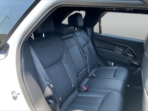 Used 2023 Land Rover Range Rover Sport SE AWD/4WD image 19