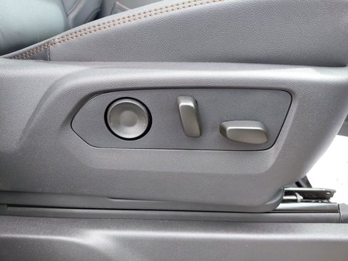 New 2026 GMC Sierra 1500 AT4 image 37