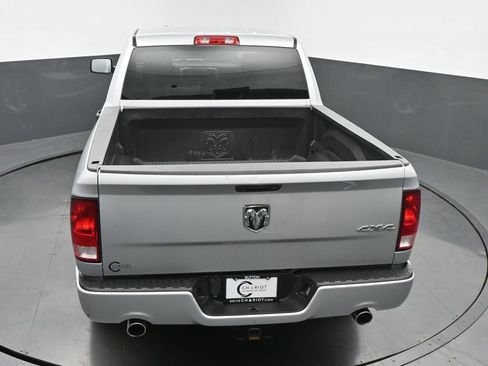 Used 2018 RAM 1500 Express w/ Express Value Package AWD/4WD image 40