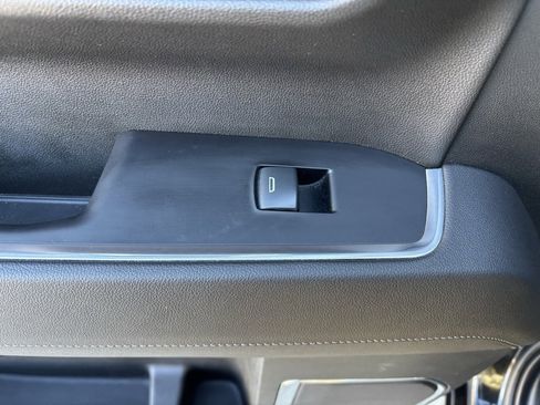 Used 2022 Chevrolet Silverado 1500 RST image 23