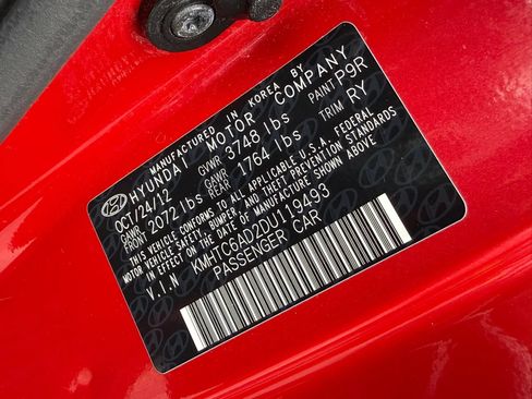 Used 2013 Hyundai Veloster w/ Style Pkg FWD image 49