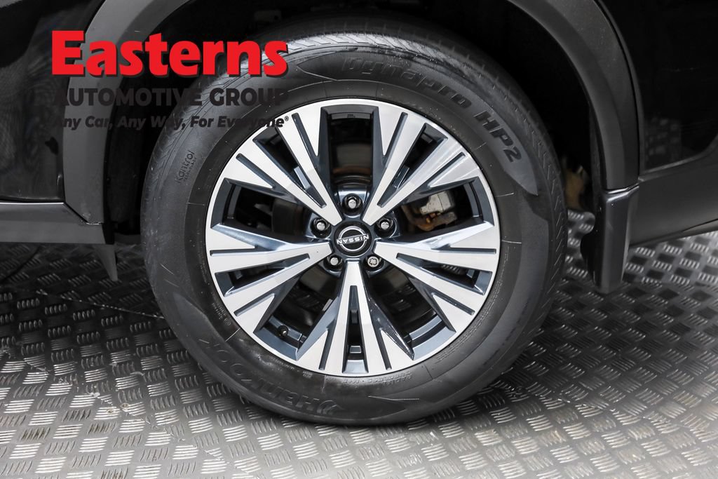 Used 2022 Nissan Rogue SV AWD/4WD image 9