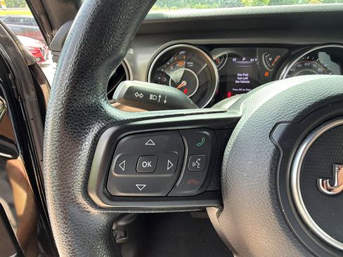Used 2023 Jeep Wrangler Unlimited Sport AWD/4WD image 23