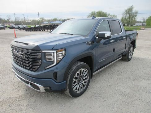 New 2026 GMC Sierra 1500 Denali Ultimate AWD/4WD image 12