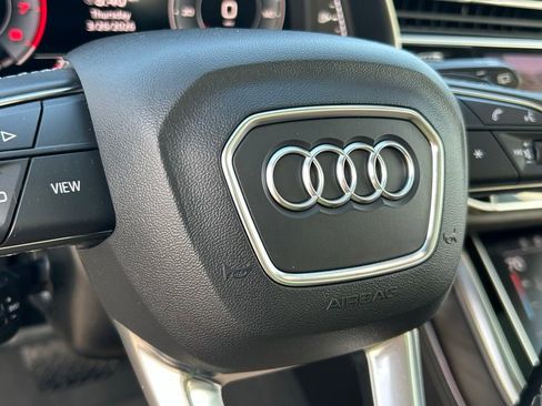 Used 2025 Audi Q7 3.0T Prestige AWD/4WD image 25