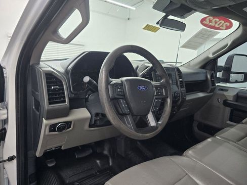 Used 2022 Ford F250 XL w/ Power Equipment Group AWD/4WD image 12