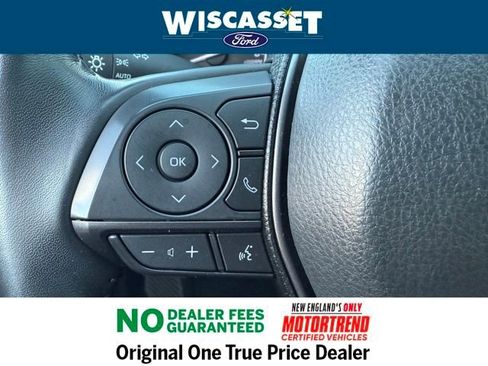 Used 2023 Toyota Camry SE image 10