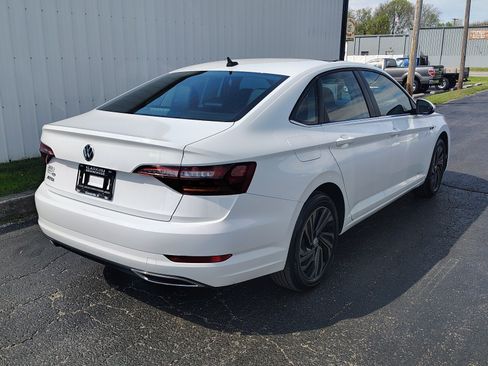 Used 2019 Volkswagen Jetta SEL Premium FWD image 5