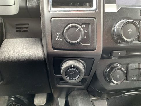 Used 2017 Ford F150 XLT w/ Equipment Group 301A Mid AWD/4WD image 42