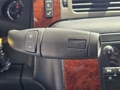 Used 2013 Chevrolet Tahoe LS RWD image 32