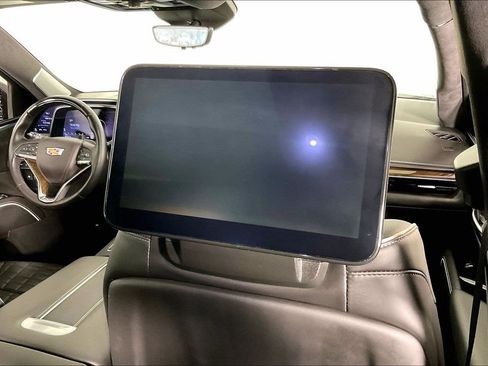 Used 2024 Cadillac Escalade ESV Sport Platinum image 35