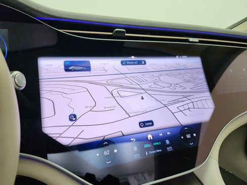 Used 2022 Mercedes-Benz EQS 580 4MATIC Sedan image 12