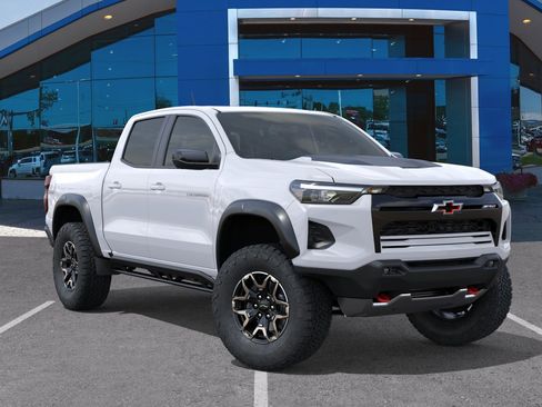 New 2026 Chevrolet Colorado ZR2 w/ Technology Package AWD/4WD image 31
