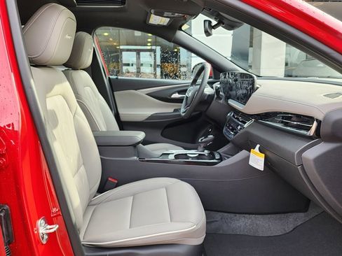 New 2026 Buick Envista Avenir image 37