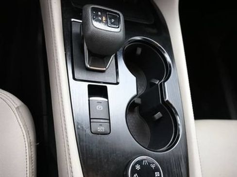 Used 2023 Nissan Rogue SL AWD/4WD image 25