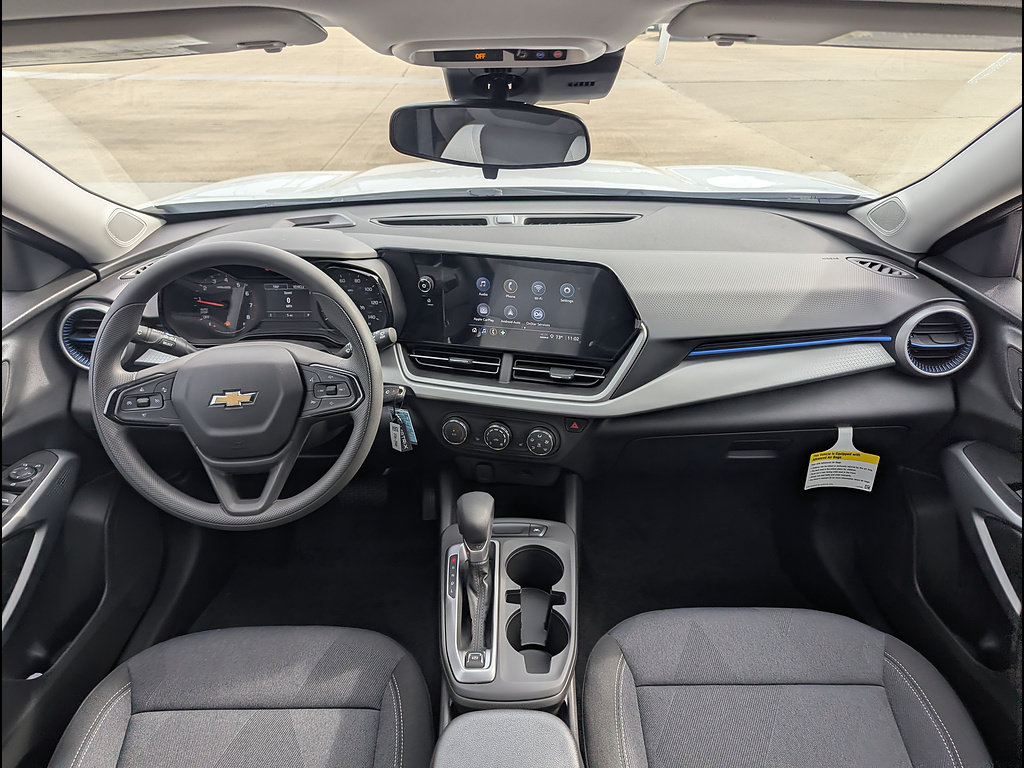New 2026 Chevrolet Trax LS w/ LS Convenience Package FWD image 15