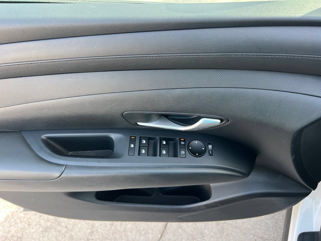 Used 2025 Hyundai Tucson SEL FWD image 11