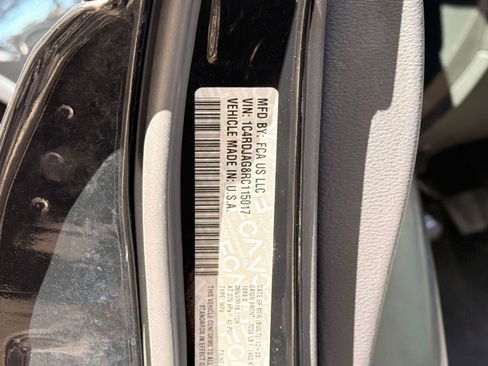 Used 2024 Dodge Durango SXT image 10