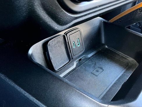 Used 2021 Ford Bronco Badlands image 29