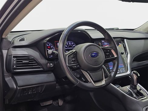 Used 2020 Subaru Outback Premium image 17
