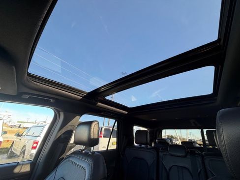 Used 2020 Ford Expedition Limited w/ Equipment Group 301A image 18