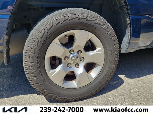 Used 2019 RAM 1500 Big Horn AWD/4WD image 7